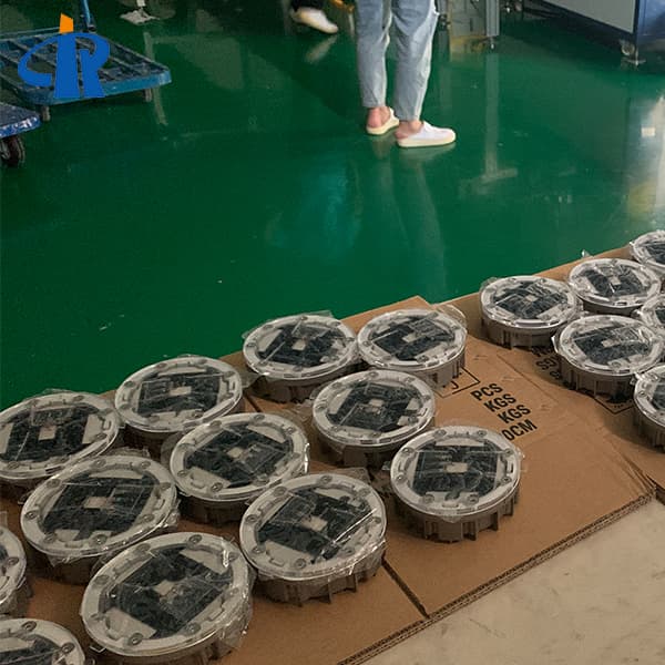 <h3>Double Side Solar Road Markers Company China</h3>
